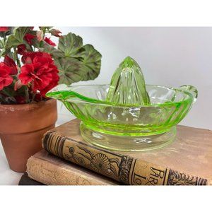 Vintage Green Vaseline Uranium Depression Glass Citrus Reamer Juicer Glows